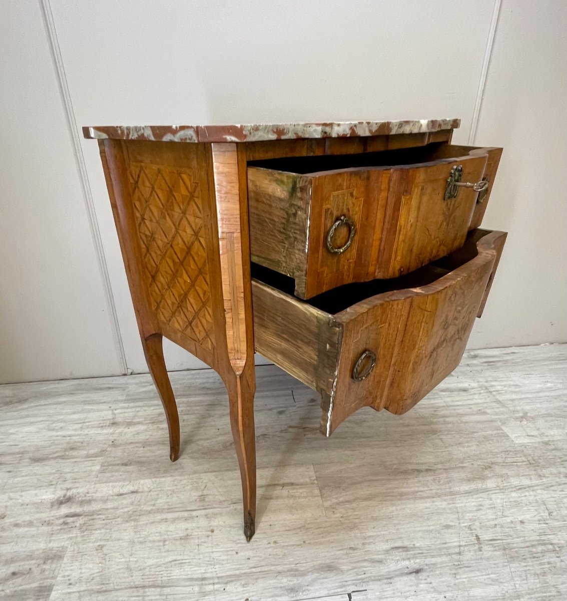 Transitional Style Chest Of Drawers In Marquetry -photo-2