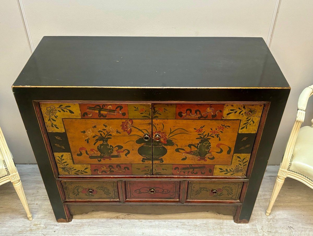 Asian Sideboard In Painted Wood From The 20th Century -photo-2
