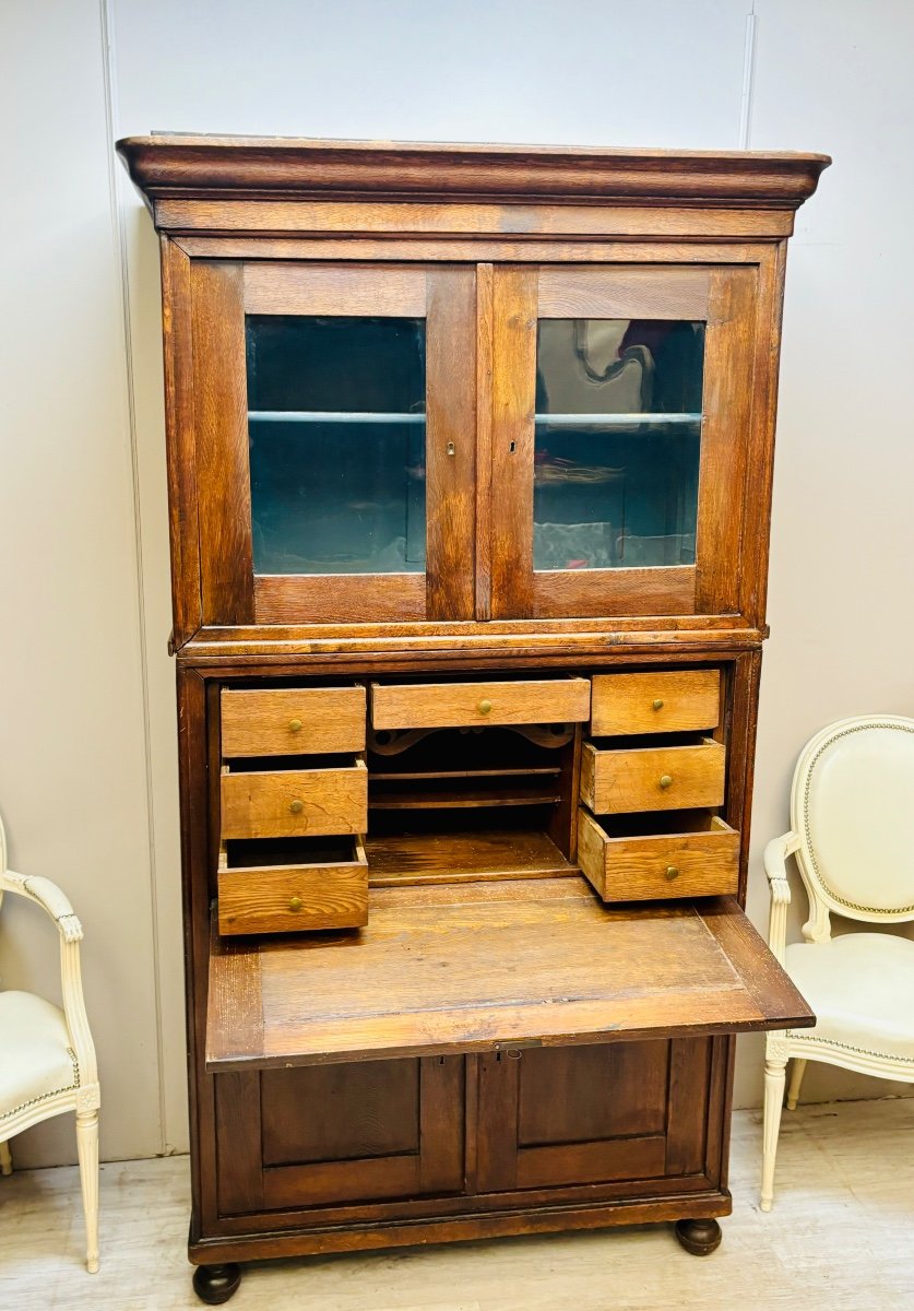 Secretary Forming A 19th Century Oak Display Case -photo-1