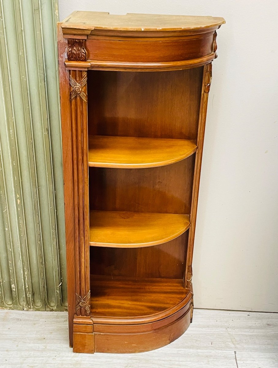 Pair Of 18th Century Mahogany Corner Cabinets -photo-4