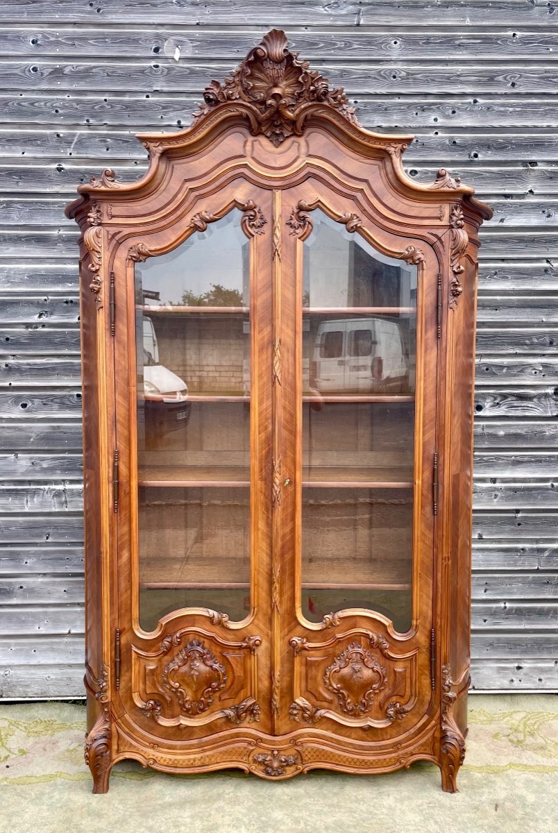 Large Louis XV Library In Walnut From The 19th Century 