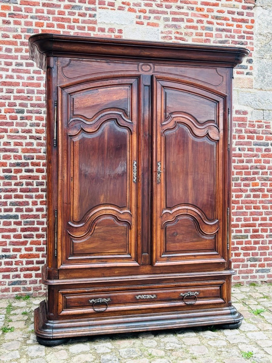 Large Wardrobe From Périgord In Walnut From The 18th Century 