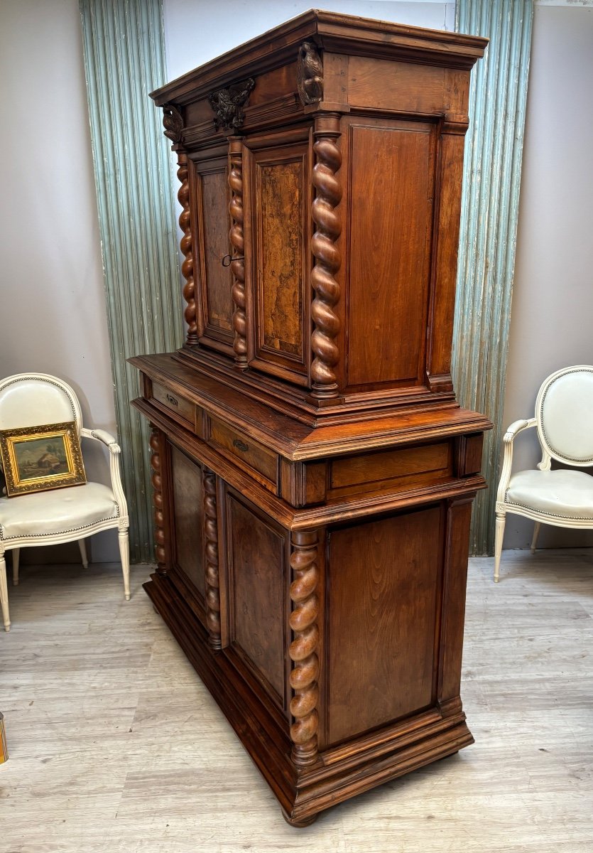 17th Century Walnut Withdrawal Buffet -photo-2