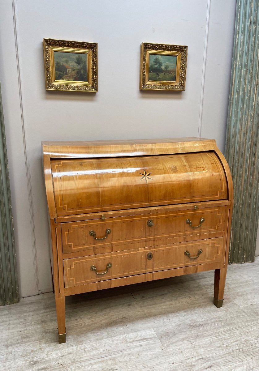 19th Century Walnut Cylinder Desk -photo-3