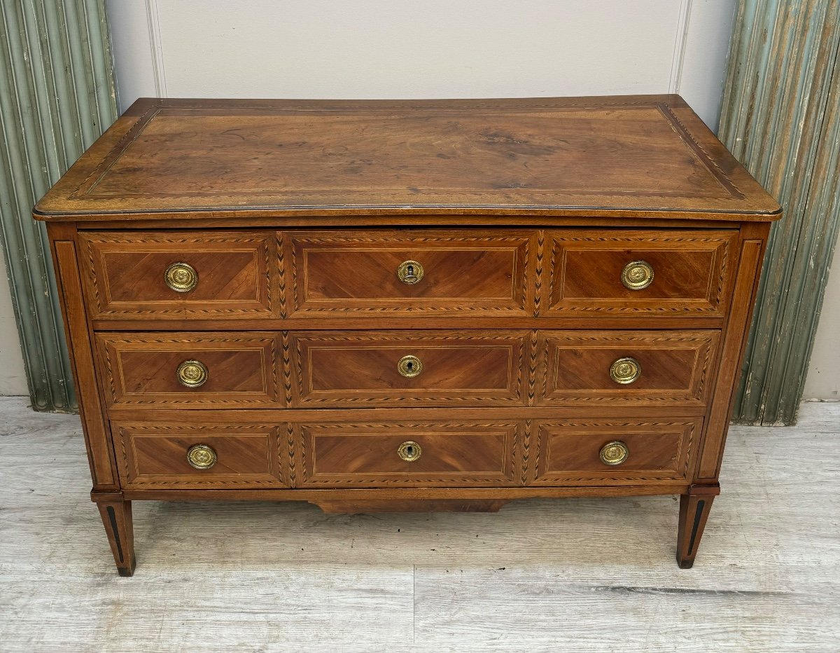 Louis XVI Marquetry Chest Of Drawers -photo-3