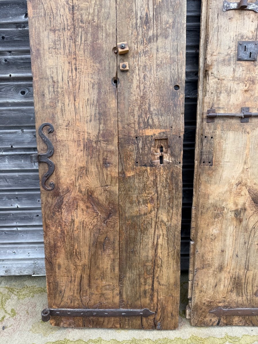  Pair Of 17th Century Provencal Oak Doors -photo-2