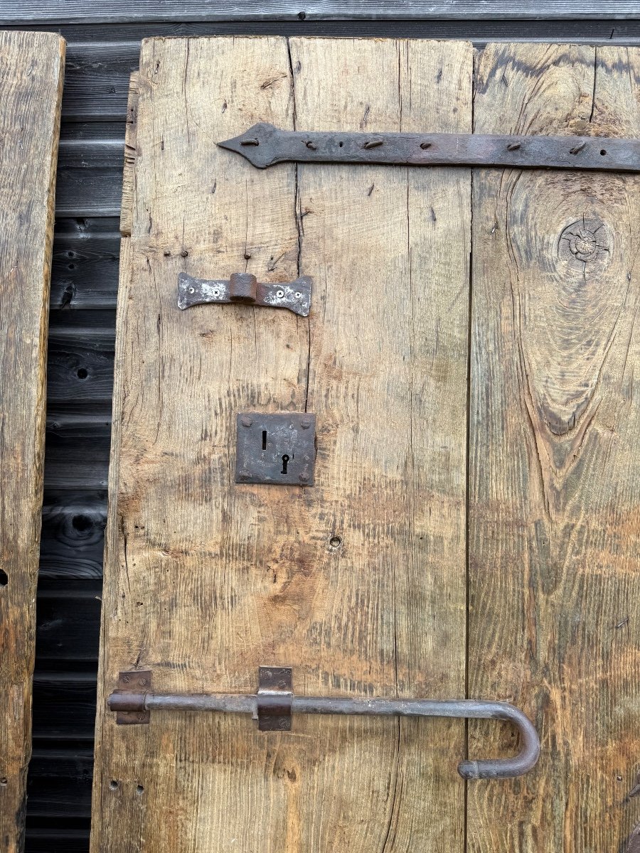  Pair Of 17th Century Provencal Oak Doors -photo-4