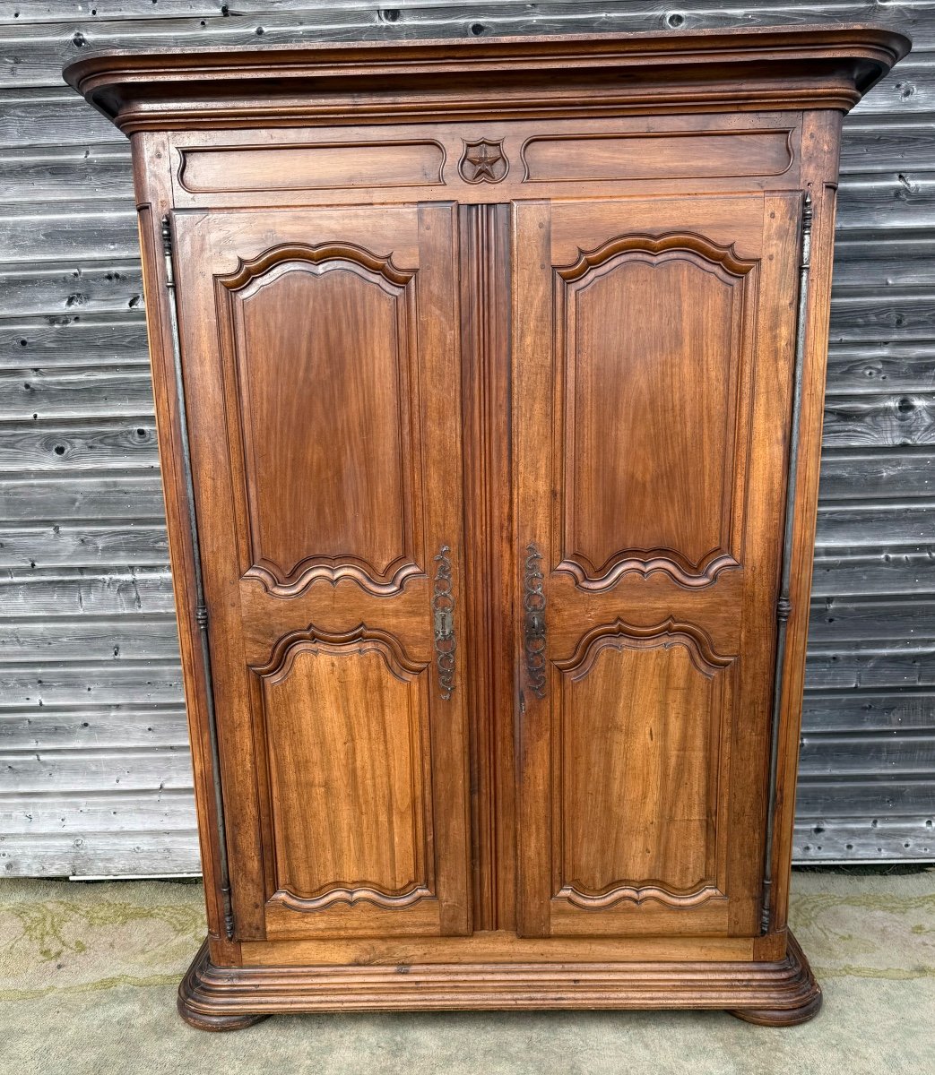 18th Century Burgundy Walnut Cabinet -photo-1