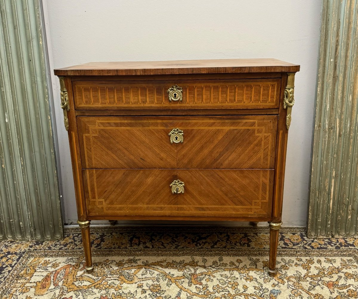 Small Louis XVI Marquetry Chest Of Drawers -photo-2