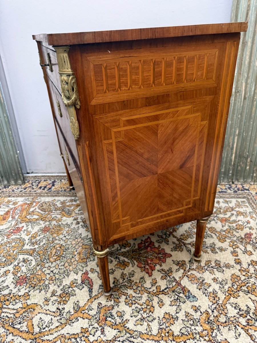 Small Louis XVI Marquetry Chest Of Drawers -photo-2