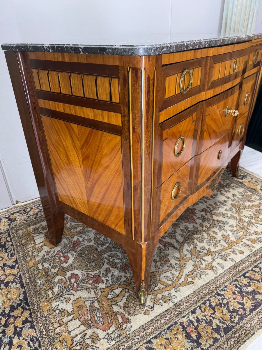 Transition Chest Of Drawers With Marquetry Steps From The 19th Century -photo-4