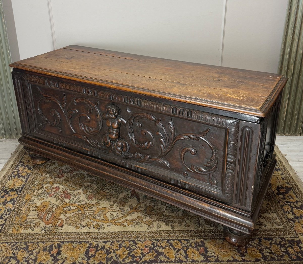 17th Century Renaissance Style Oak Chest -photo-5