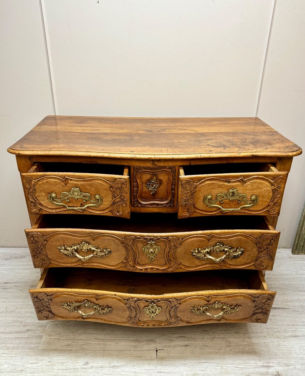 Louis XV Period Lyonnaise Walnut Chest Of Drawers -photo-3