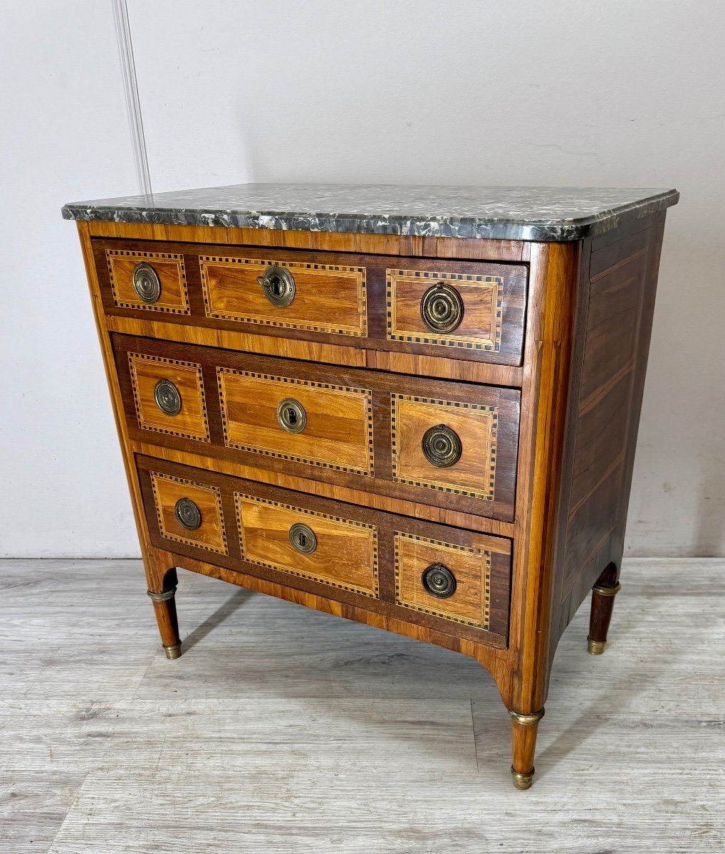 Louis XVI Period Marquetry Chest Of Drawers -photo-5