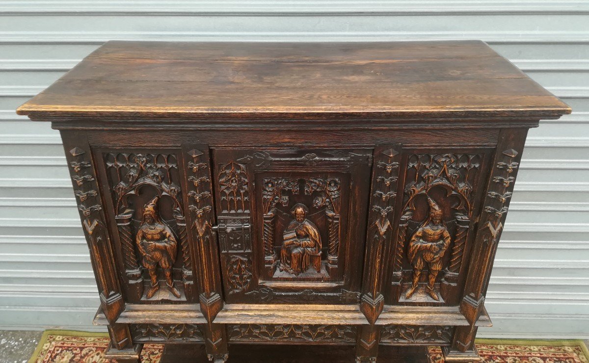 19th Century Neo-gothic Credenza-photo-4