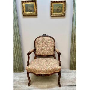 Fauteuil Louis XV  En Noyer D’époque 18 ème 