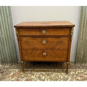 Petite Commode Louis XVI En Marqueterie 