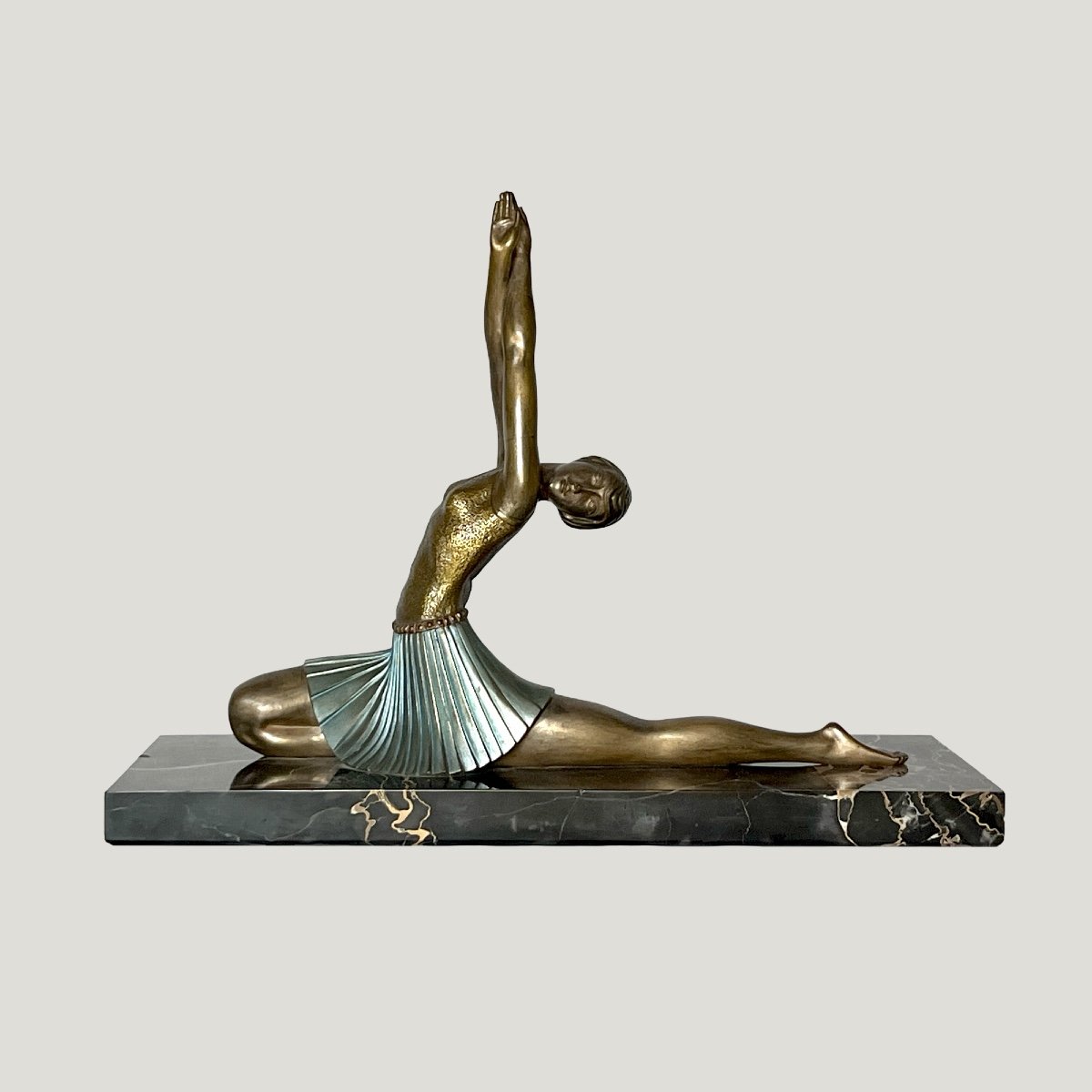 Ballerine Art Déco, 1931