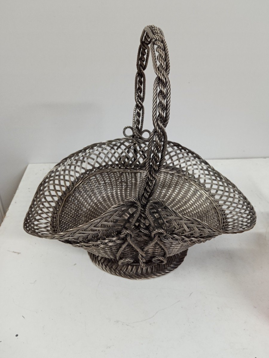 Woven Silver Metal Fruit Basket