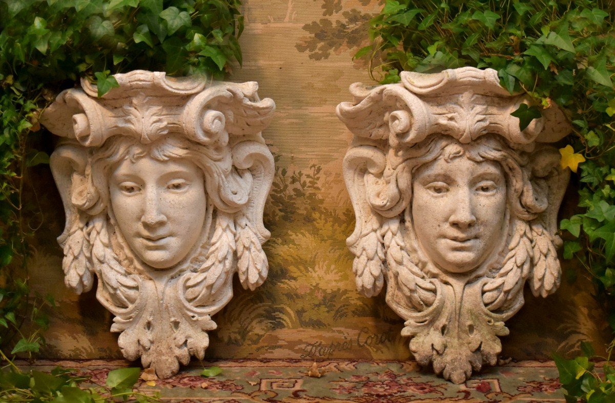 Pair Of Sconces Forming Planters In Reconstituted Stone, Decor With Mascarons, Garden Decoratio-photo-3