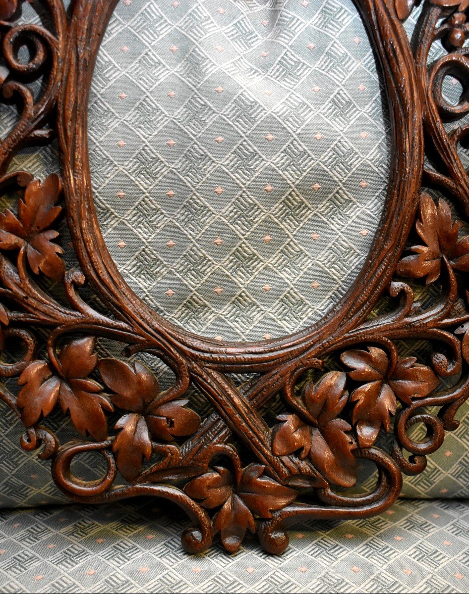 Oval Frame In Carved Wood In The "black Forest" Taste, Plant And Ivy Decor, Circa 1900-photo-3