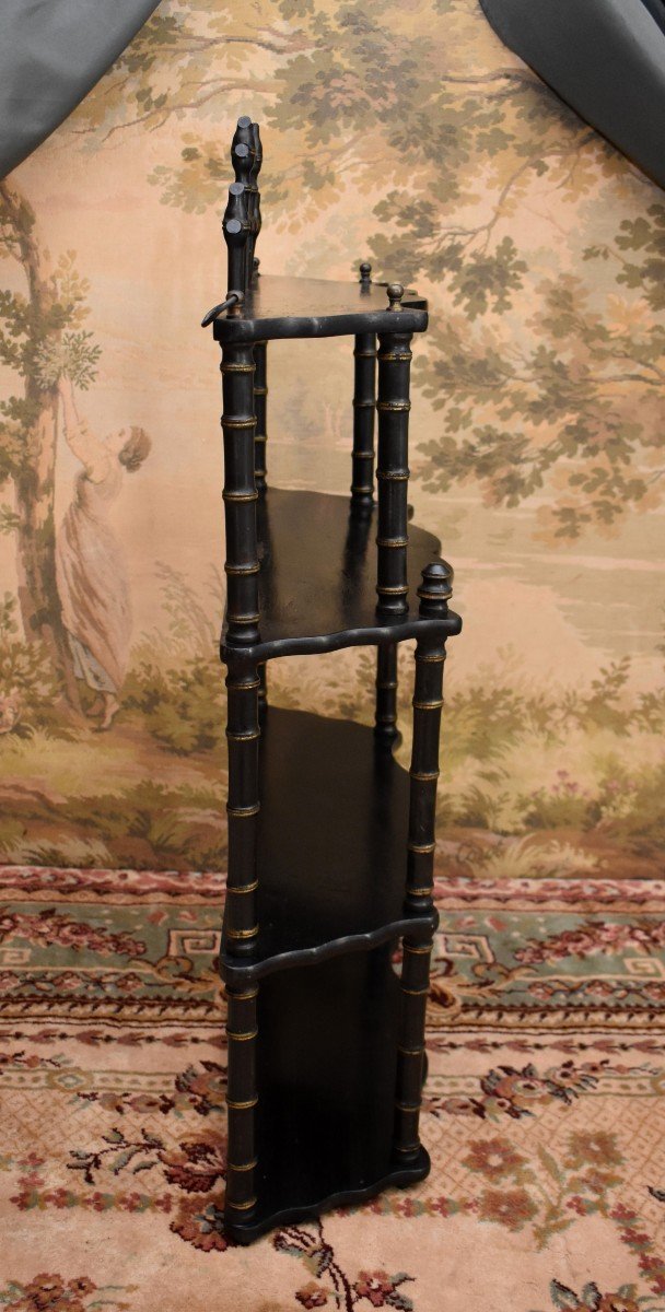 Etagère Murale Japonisante d'Epoque Napoleon III, Décor Bambou, Laquée Noir Et Or, XIX ème-photo-2