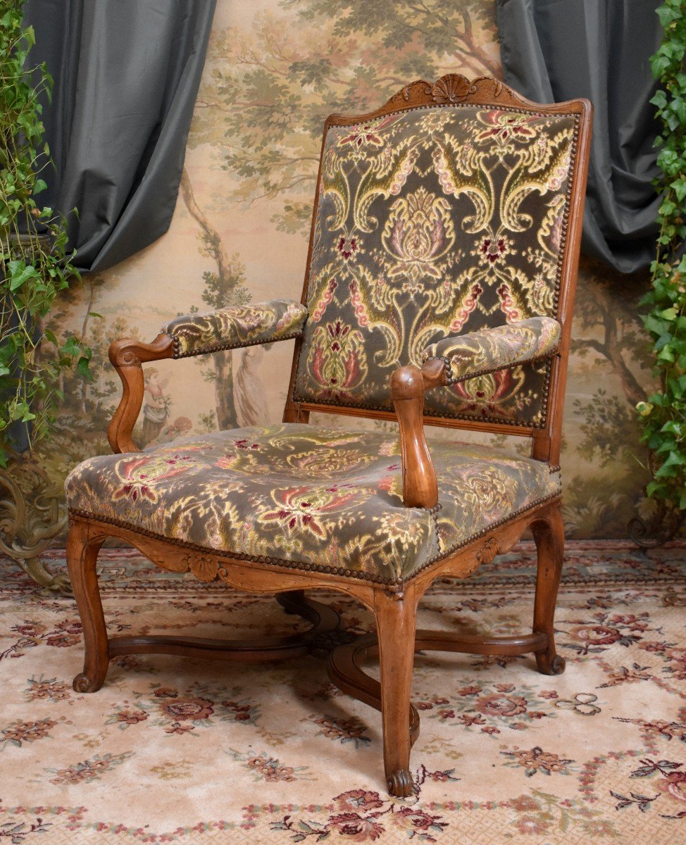 High-backed Regency Armchair, Circa 1720-photo-3