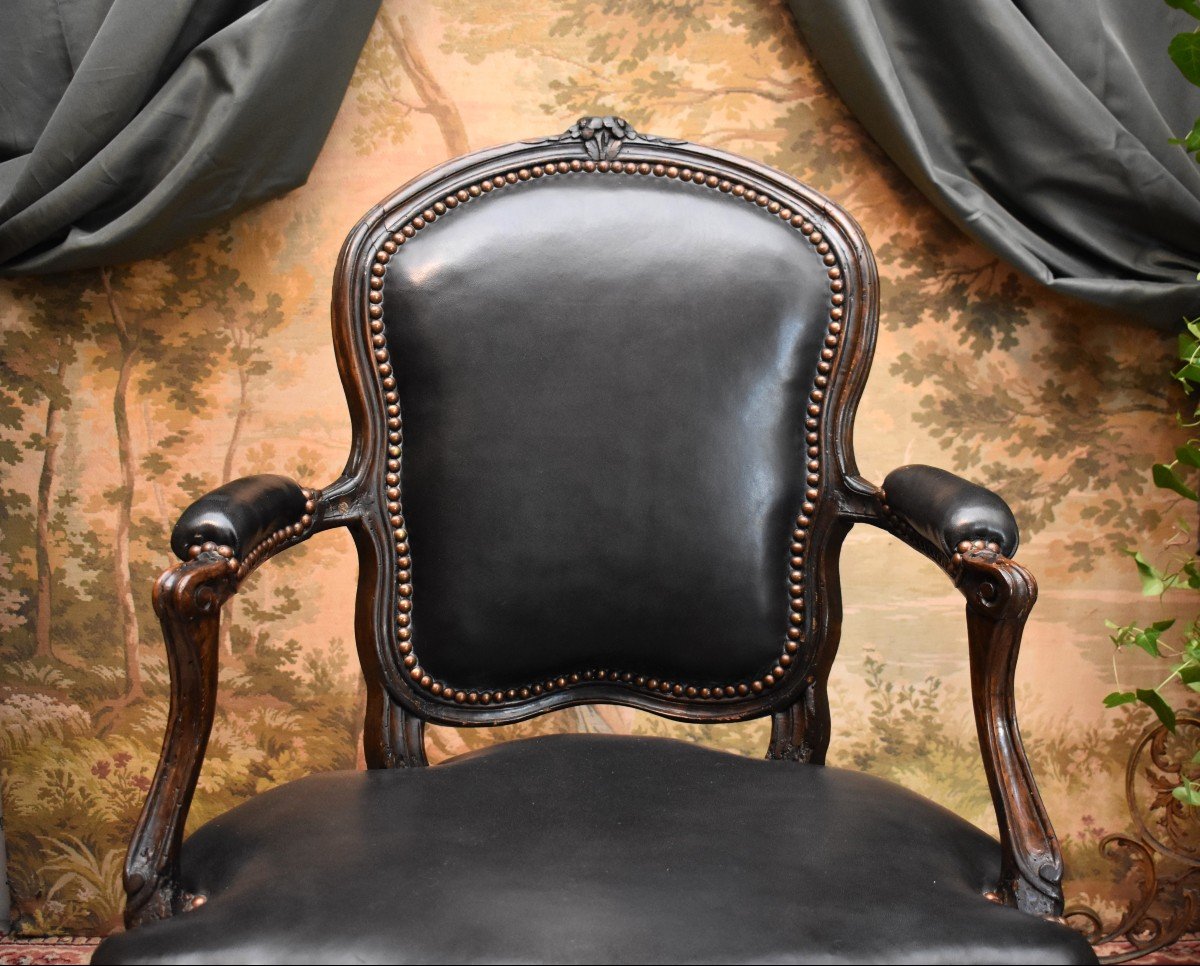 Fauteuil Cabriolet d'époque Louis XV,  Cuir Noir, XVIII ème-photo-2