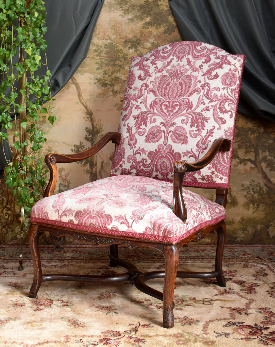 Fauteuil à Haut Dossier d'Epoque Régence En Hêtre Sculpté Et Mouluré,début XVIIIème-photo-2