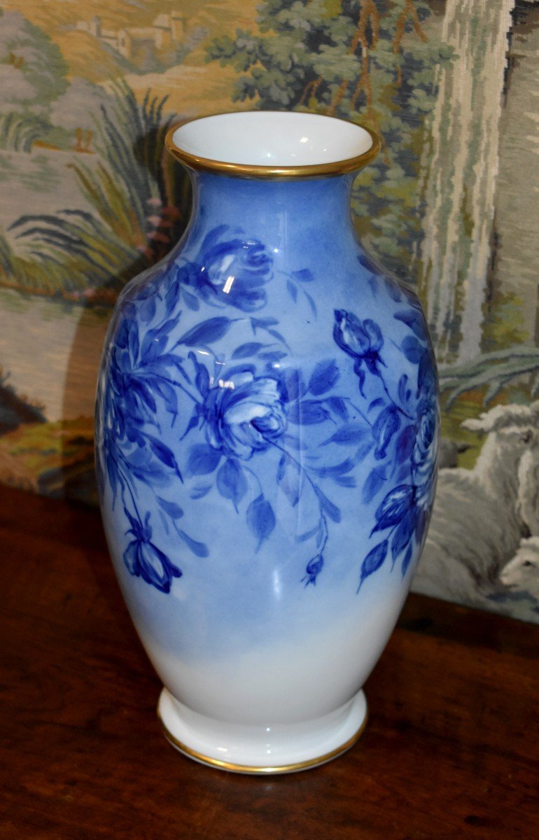 Large Vase Decorated With Roses, Limoges Porcelain, Shades Of Blue Entirely Hand Painted-photo-4