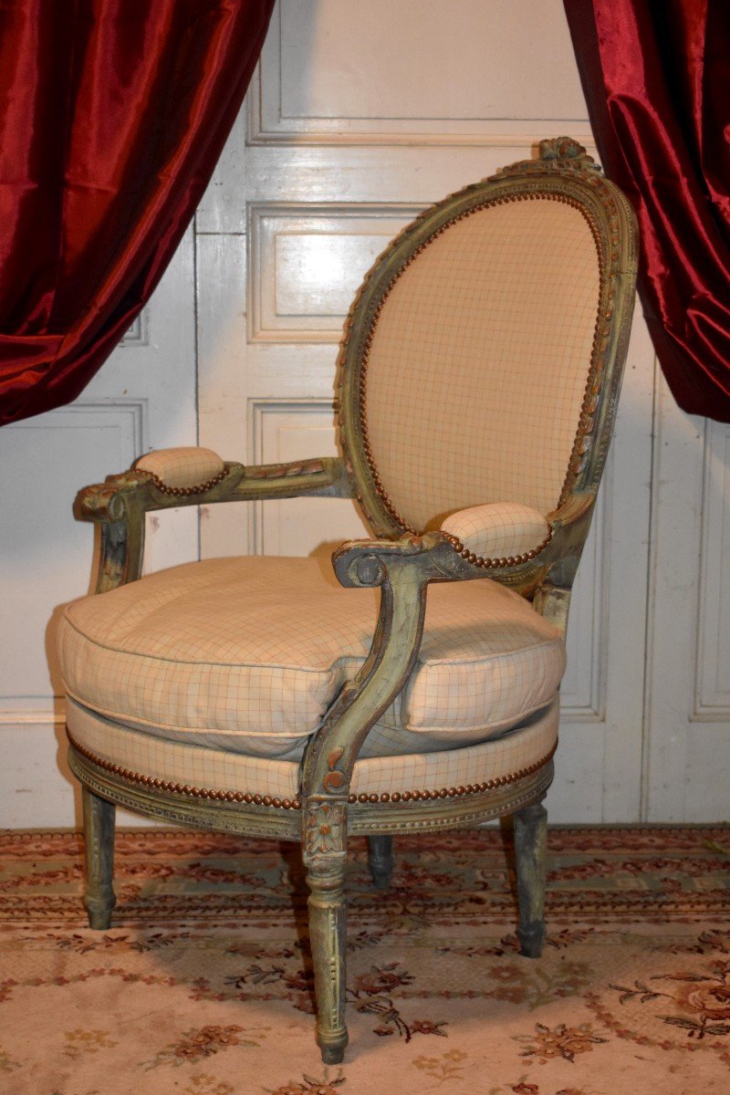 Pair Of Large Louis XVI Style Medallion Armchairs In Ceruse Wood, Basket Shape, XXth-photo-2