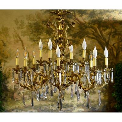 Large Chandelier With Flowers And Braces, 12 Arms Of Light, Gilt Bronze And Crystal Pendants