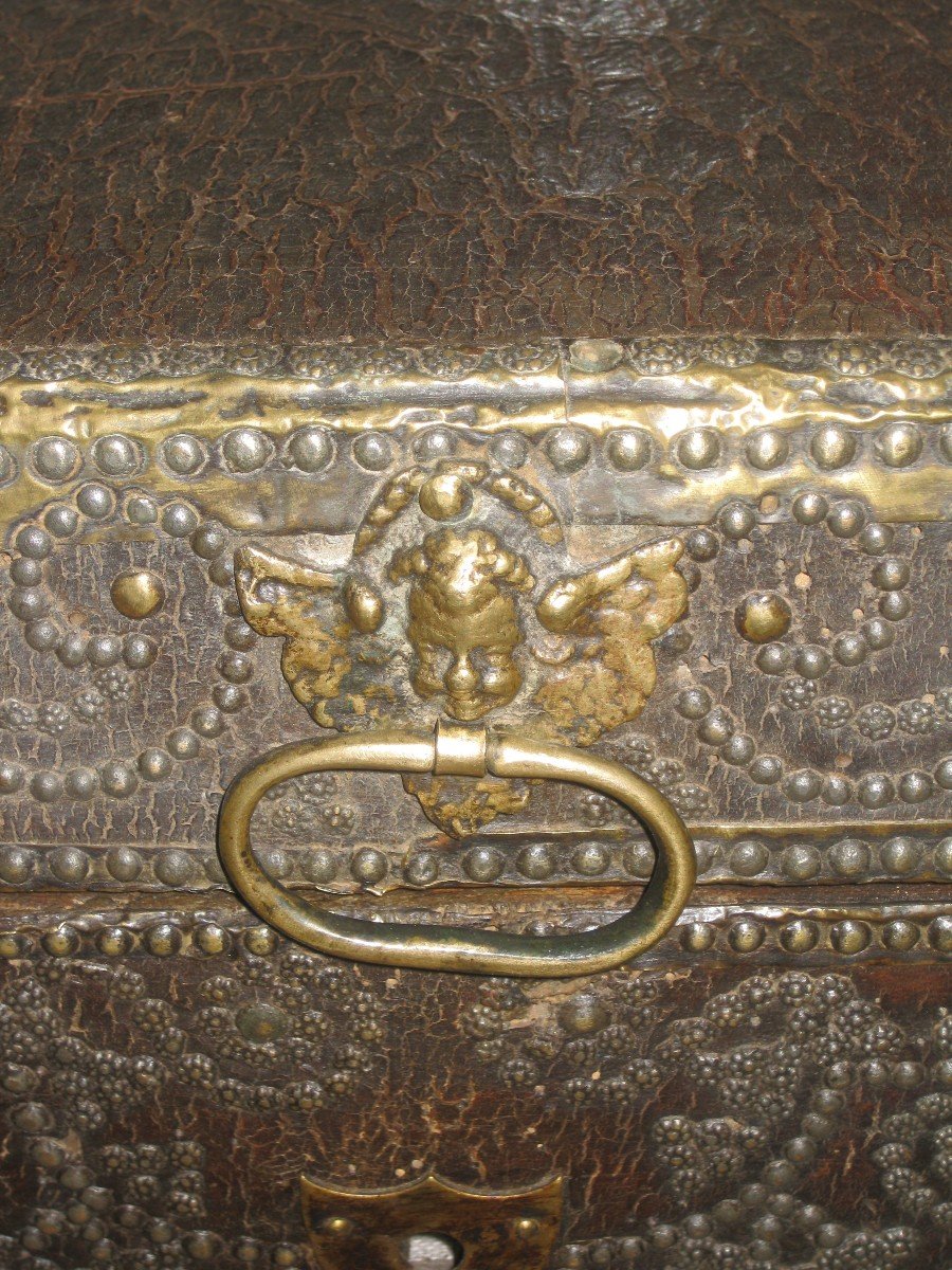 17th Century Studded Leather Box-photo-2