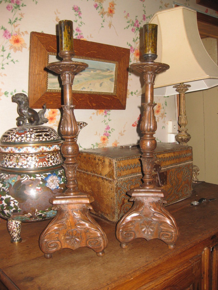 Pair Of Spades Candlesticks In Walnut Nineteenth.-photo-2