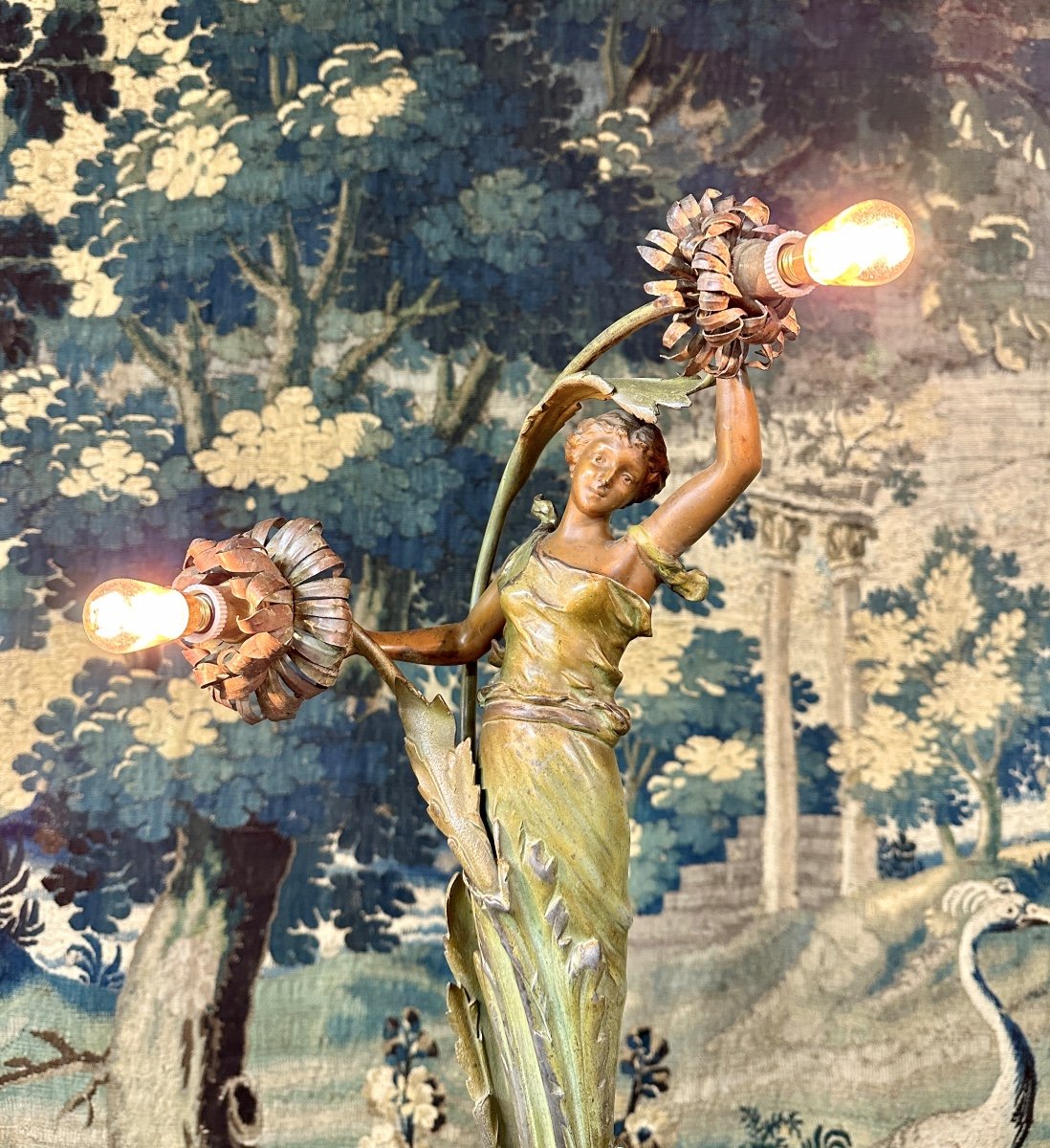 Lamp Regulates Art Nouveau Period Representing A Woman With Water Lilies-photo-4