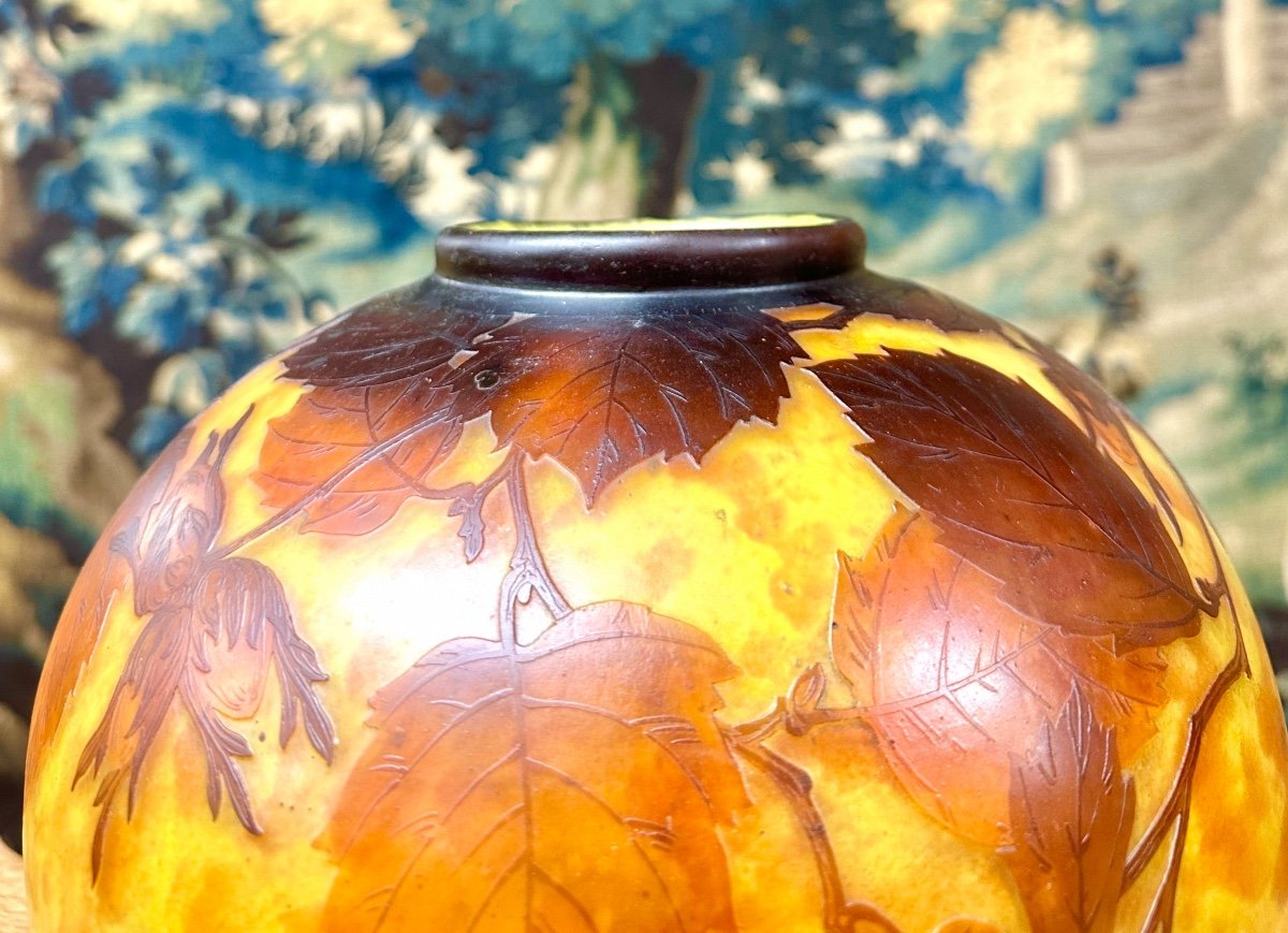 Daum Nancy - Important Hazelnut Ball Vase, Art Nouveau Glass Pate-photo-2