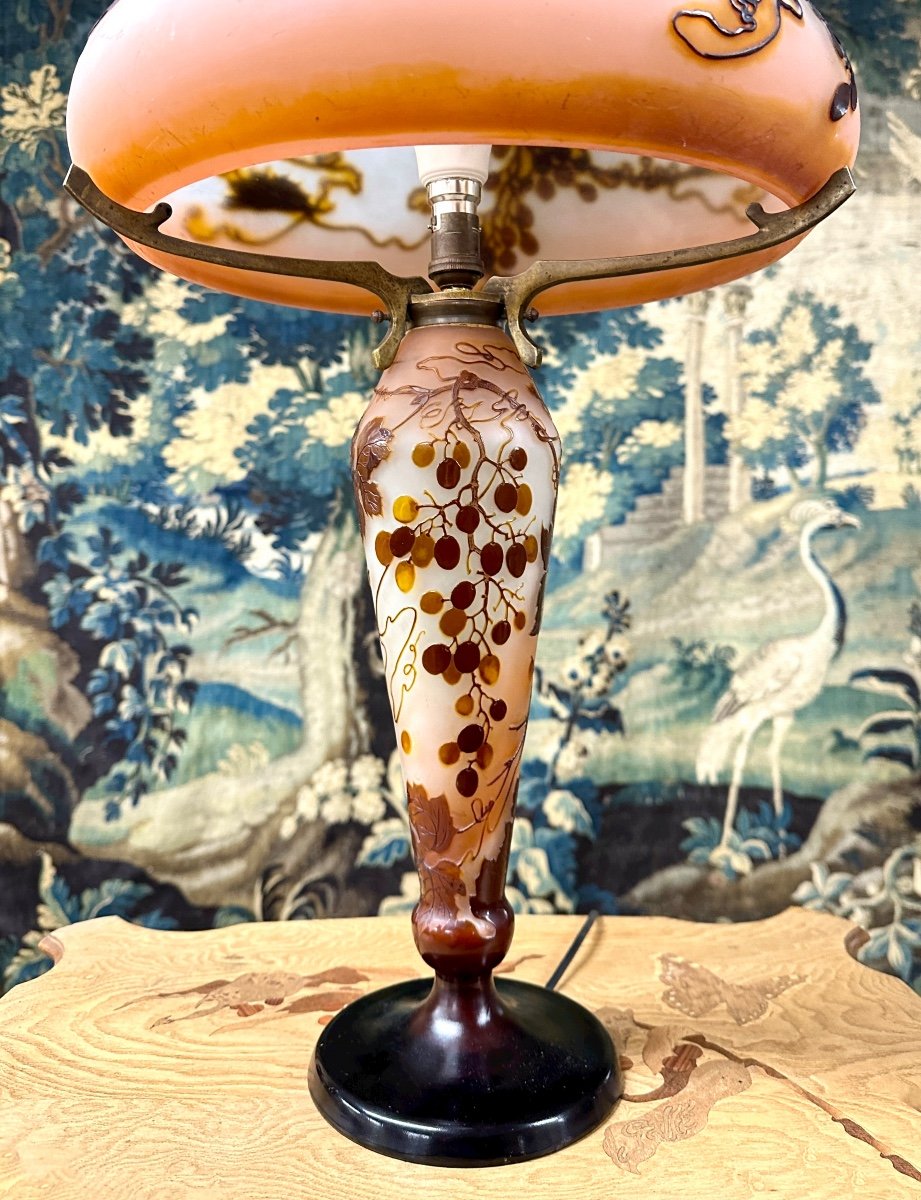 émile Gallé - Grande Lampe Champignon à Décor De Raisins Et Vignes, Pâte De Verre Art Nouveau-photo-6