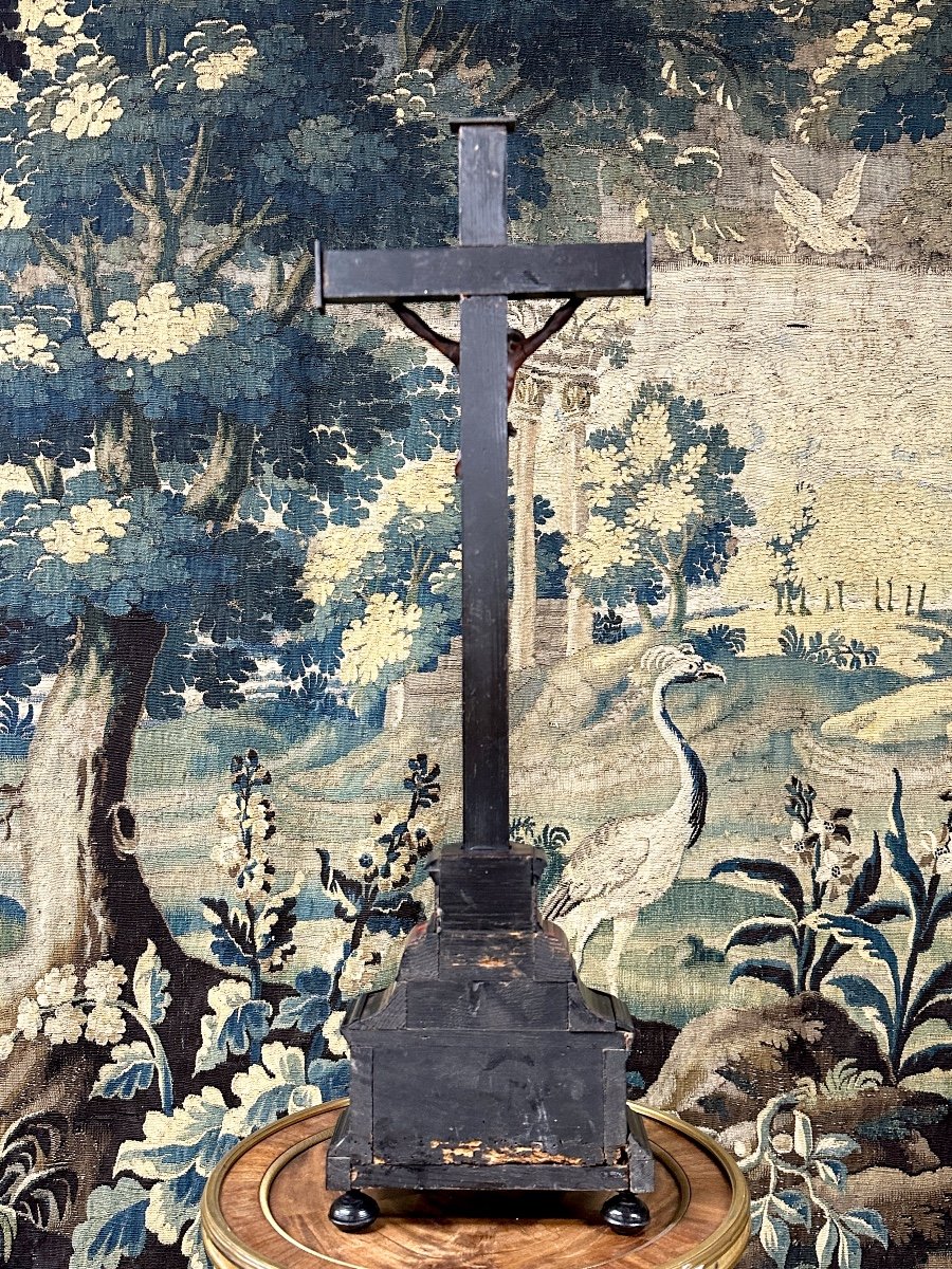 Crucifix In Boxwood And Tortoise Shell. Flemish Work From The 18th Century. Christ On The Cross-photo-4