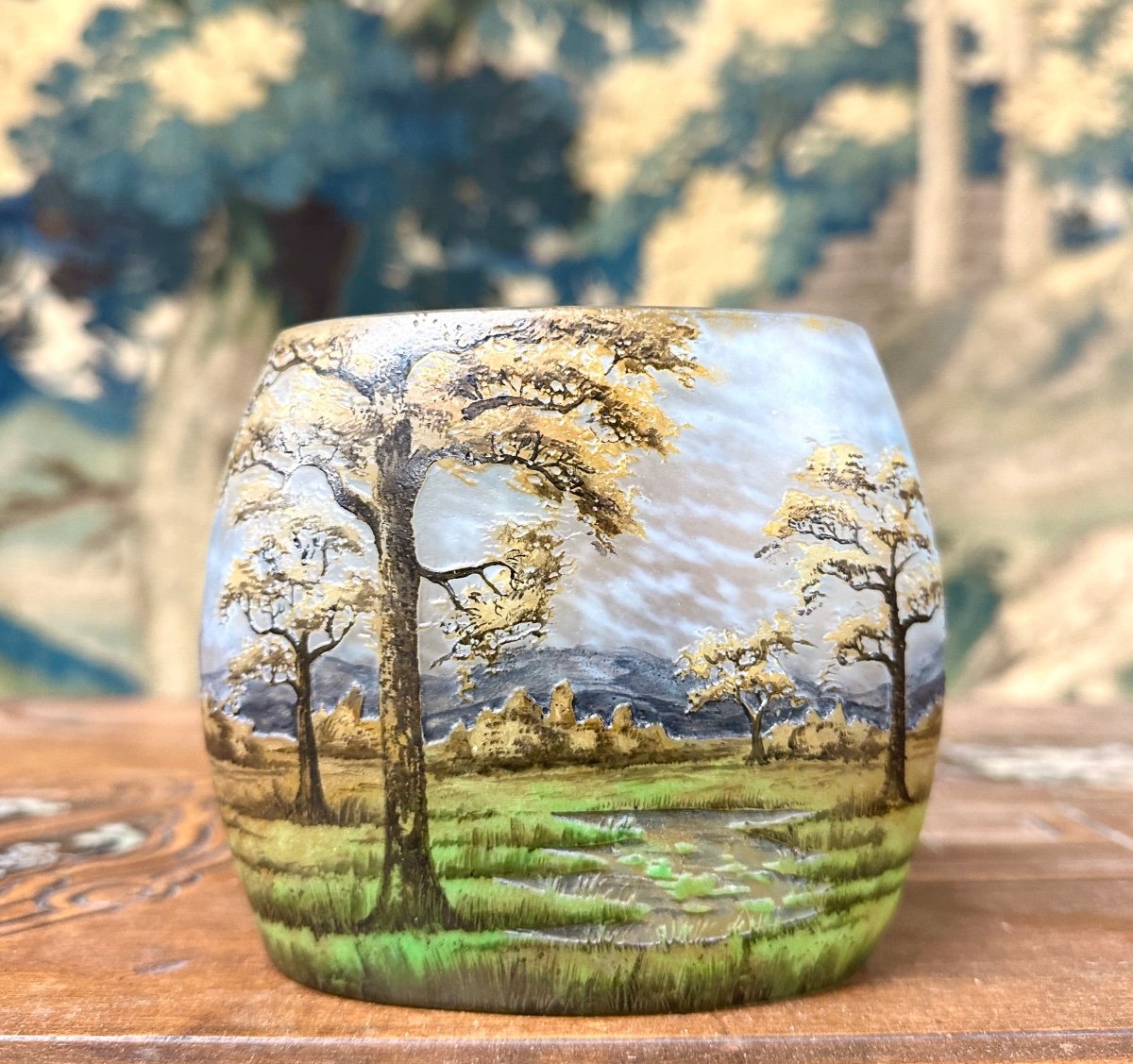 Daum Nancy - Vase With A Landscape Of Plains And Mountains In Enamelled Glass, Art Nouveau Glass Paste