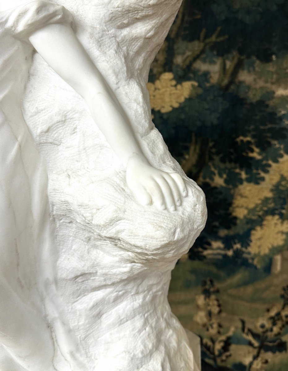 Statue En Marbre De Carrare D’une Femme élégante à La Longue Robe, Sculpture Art Nouveau-photo-3