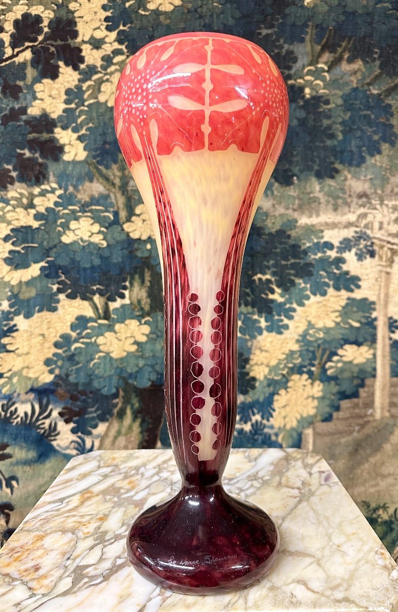 Charles Schneider Pour Le Verre Français, Vase Modele Amarantes, Pâte De Verre Art Deco