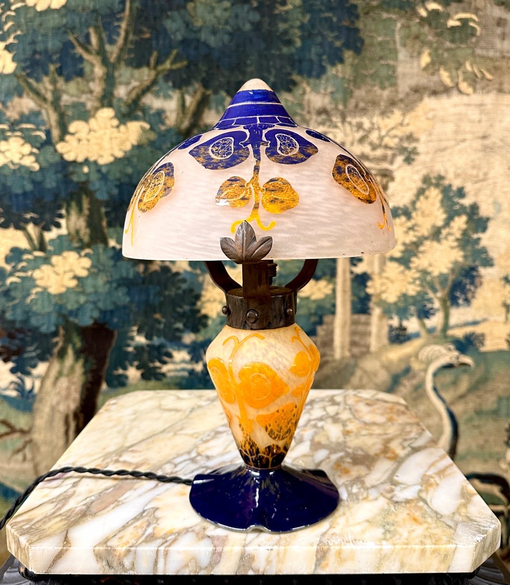 Charles Schneider For French Glass - Fig Decorated Lamp. Art Deco Glass Paste-photo-4