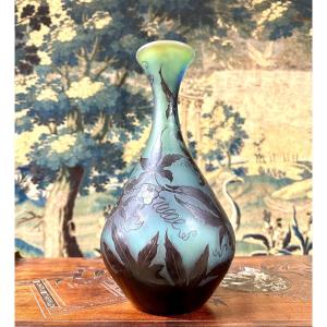 émile Gallé - Grand Vase Bulbe (36 Cm)  à Décor De Vignes, Pâte De Verre Art Nouveau