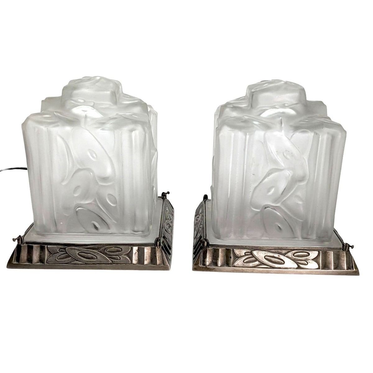 Degué France Pair Of Large Desk Lamps In Molded Glass Bronze Base 1930-photo-1