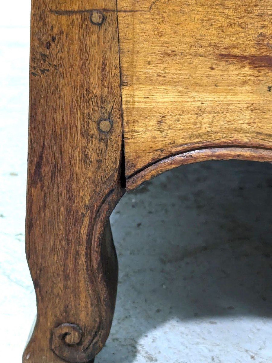 18th Century Curved Crossbow Chest Of Drawers In Walnut -photo-5