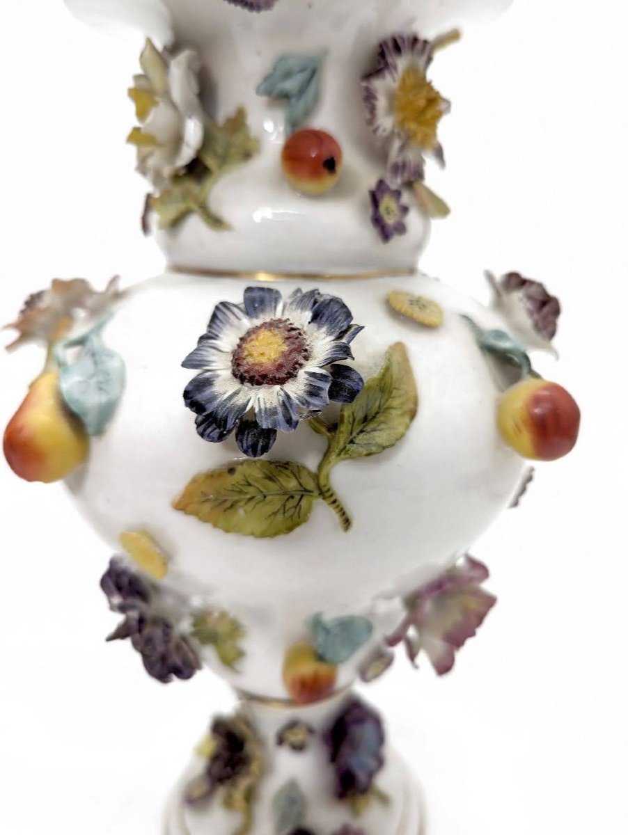 19th Century Saxon Porcelain Flower And Fruit Vases (pair)  -photo-2