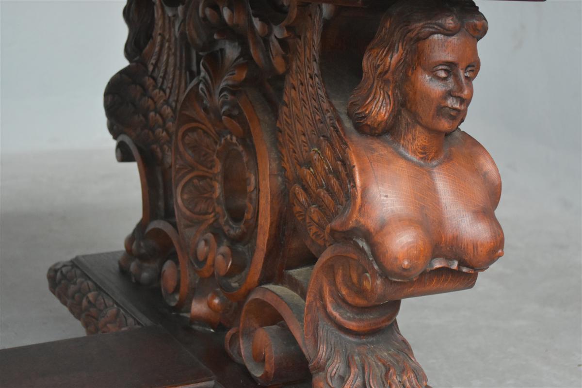 Table De Style Renaissance En Chêne Sculpté Aux Buste De Femmes-photo-4
