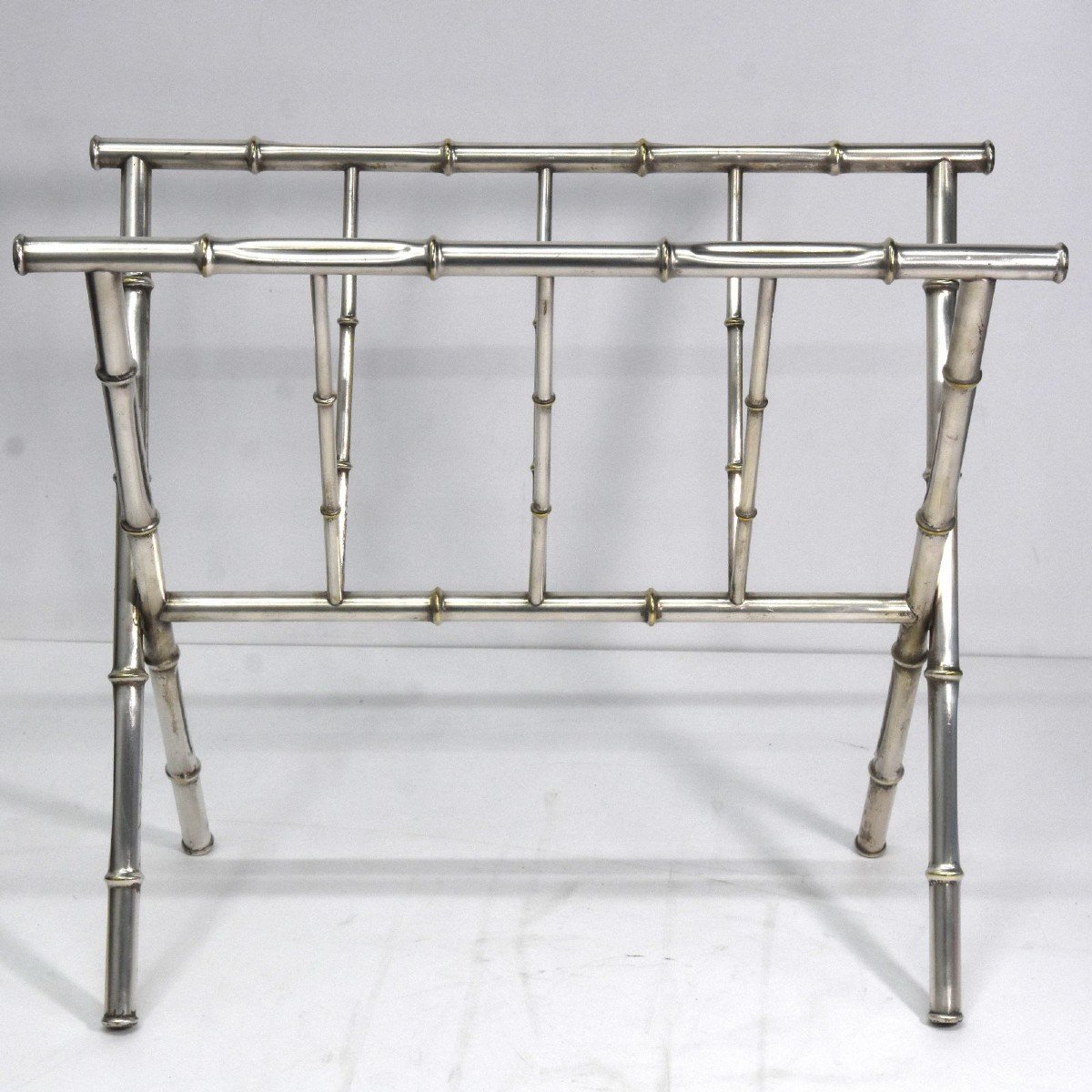 1940 Style Magazine Rack Bamboo In Silver Metal-photo-2