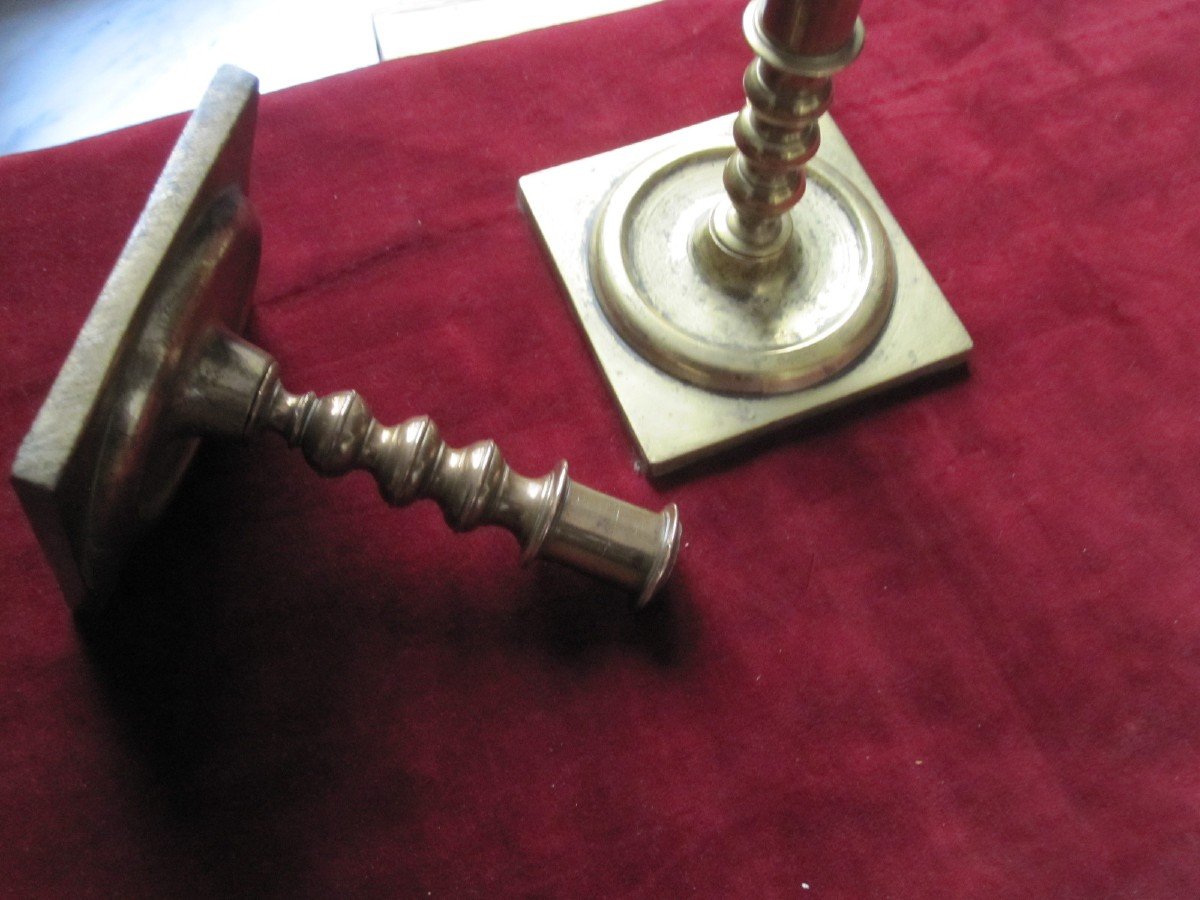 Pair Of 17th Century Bronze Travel Candlesticks-photo-4