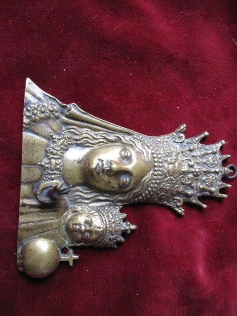 Virgin In Triple Crown With The Child Jesus. Plate In Bronze Mixtilinea And High Relieve-photo-2